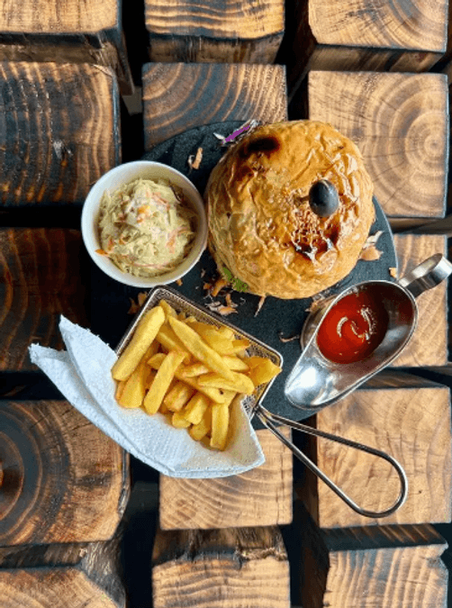 The Hook Lounge & Grill