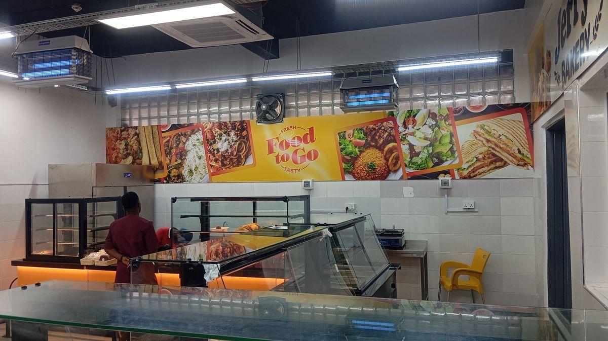 FEEBEES SUPERMARKET
